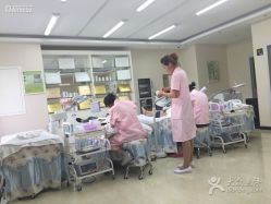 -苗方清颜专业祛痘