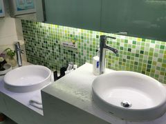 -岳辰齿科(浦东长泰店)