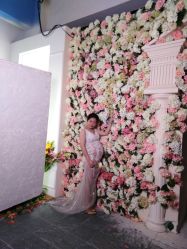 -现代经典婚纱摄影