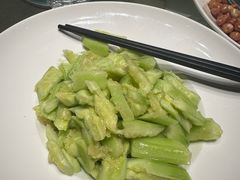 蒜泥黄瓜-老船夫婚宴婚庆会馆(延吉路店)