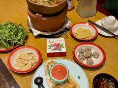-郭婆婆疯子鸡·土货江湖菜馆