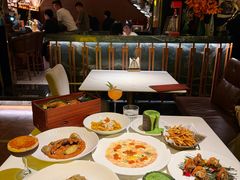 -Mogul Eatery·大亨餐酒馆