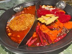 -五里关火锅(上海鑫耀·光环Live店)