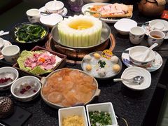 -得意咚瓜·顺德鱼生·冬瓜火锅(深圳首店)