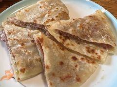 -溢心园香河肉饼总店