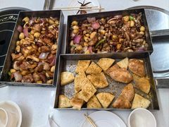 -老东镇啤酒屋海鲜加工·蒸汽海鲜·海鲜烧烤(台东店)