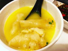 -鲜入围煮花胶鸡海鲜火锅