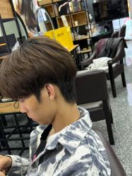 -藤野造型·烫·染发型设计店
