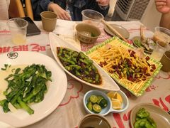 -肥肥虾庄·金牌油焖大虾(汉口城市广场店)