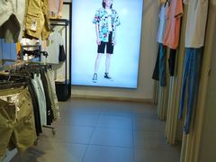 -三福时尚(三峡广场华夏银座店)