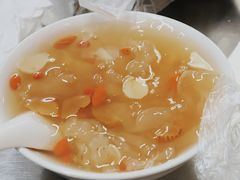 -芳婆糕团店(王府大街店)