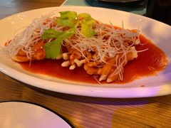 -临界音乐酒馆·小龙虾·江湖菜(华熙LIVE·鱼洞店)