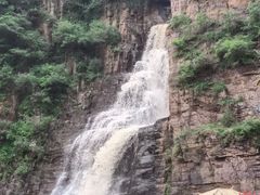 -龙潭大峡谷