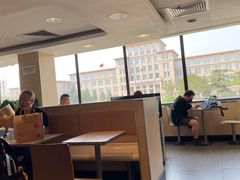 -麦当劳(军博店)