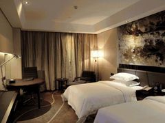 -西安长征华美达酒店