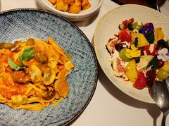 -阿妮叶李(光谷世界城店)