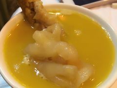 -鲜入围煮花胶鸡海鲜火锅