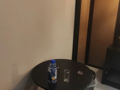 -万泊酒店(长沙五一广场国金中心店)