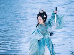 -九月鹰飞汉服摄影工作室