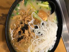 -老妈米线(金座店)