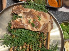 -草家酱蟹炭火烤肉店(珲春南路二店)