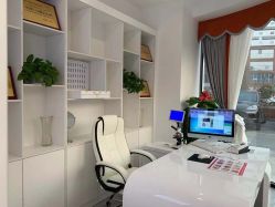 -成都苗方清颜专业祛痘