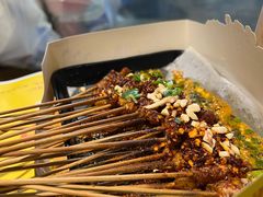 泼辣猪小串-木屋烧烤(万德庄店)