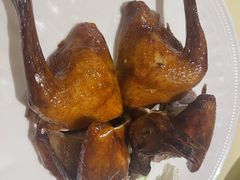 古法烧乳鸽-惠食佳(滨江大公馆店)