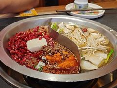 -沸炉重庆老火锅(军事博物馆店)