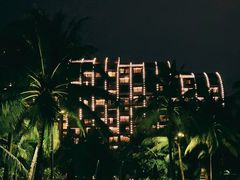 -三亚湾海居铂尔曼度假酒店