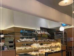 面包甜点陈列柜-OUR Bakery(SKP-S店)