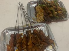 -马克力木手抓炕锅烤羊肉(盐湖一小区店)