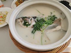 -天乐农家鱼头王(天目湖店)