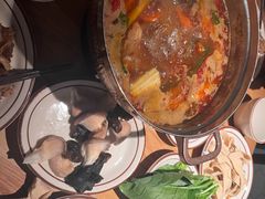 -纳鲁孜·新疆特色餐厅(上海悦荟广场店)