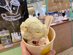 爆米花冰淇淋-LUNEURS月乐诗 冰淇淋咖啡(环贸店)
