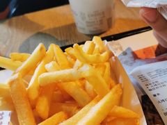 -The Habit Burger Grill 哈比特汉堡(复兴soho店)