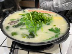 -肥汁米蘭香港米线(长宁来福士店)