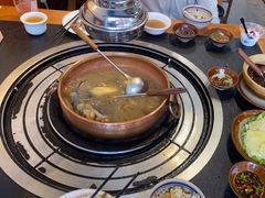 -阿山卓·野生菌火锅·纳西火塘烤肉