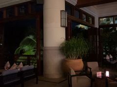 -亚龙湾喜来登·美景台大堂吧