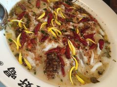 -江渔儿酸菜鱼(奥园广场金发购物中心店)