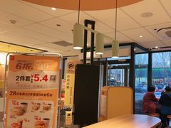 -麦当劳(玉桥中路店)