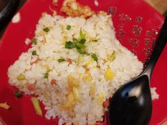 火腿蛋炒饭-何师烧烤Pro ·江湖川菜·小龙虾·精酿(太古里旗舰店)