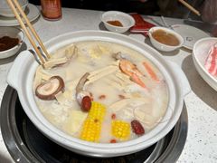 -三人行骨头王火锅(长寿店)