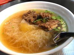-六合夜市