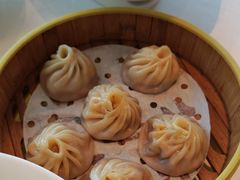 蟹黄小笼包-松鹤楼·非遗·苏帮菜(融科店)