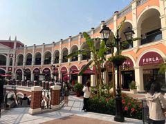 -佛罗伦萨小镇广佛名品奥特莱斯(疏港路店)