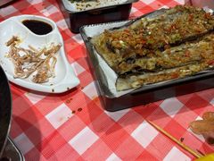-罗霸蛮老岳阳大排档·鲜货烧烤·土吊子煨砂锅烧菜