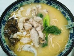 -明呈黄鱼面馆(斜土路店)
