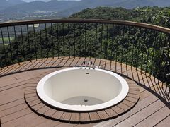 -三亚亚龙湾人间天堂鸟巢度假村