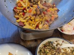 -老唐三下锅 ·张家界地标美食(溪布街店)